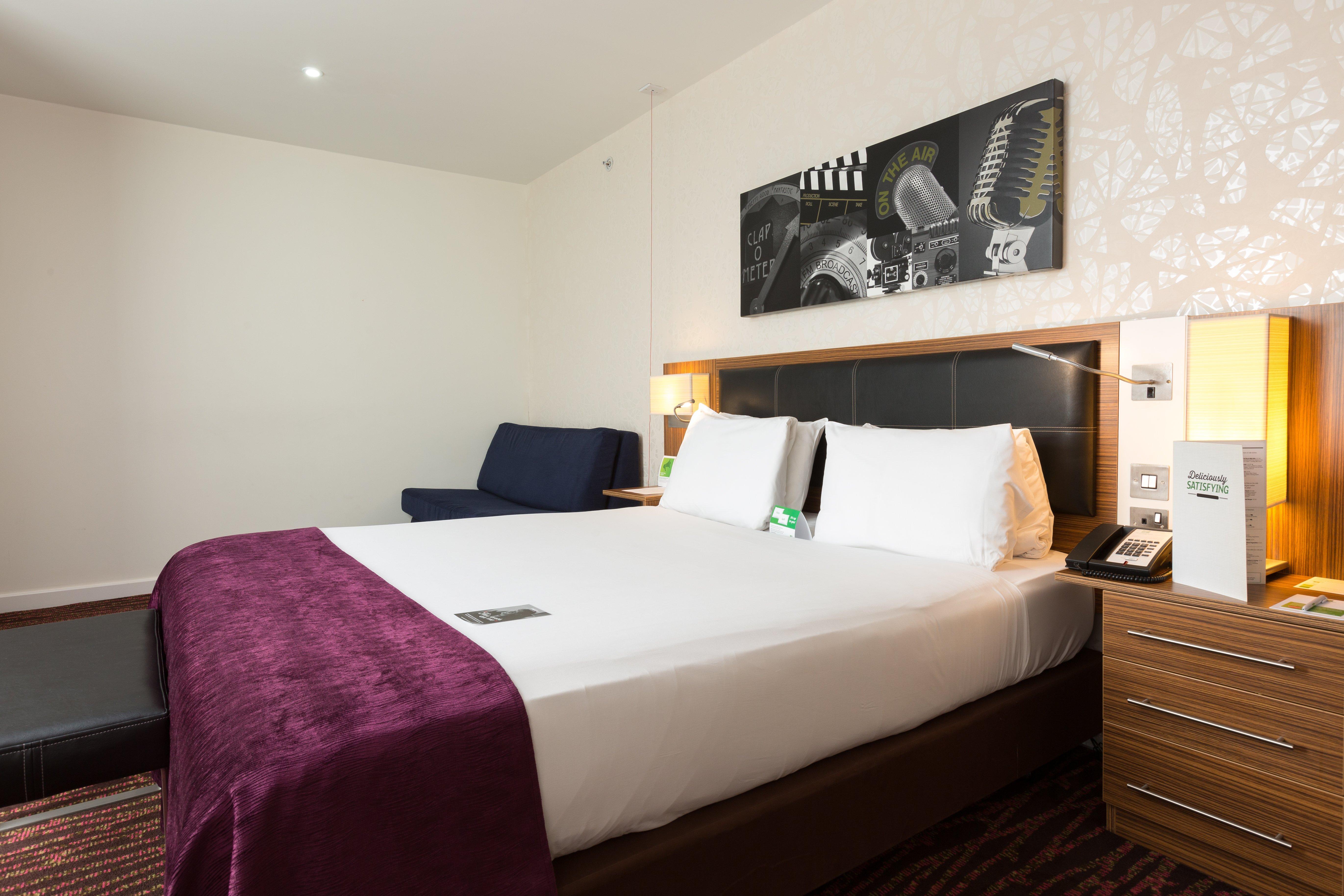 Holiday Inn Manchester-Mediacityuk By Ihg Солфорд Экстерьер фото